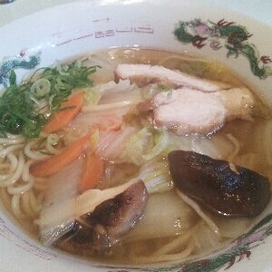 鶏チャーシュー麺